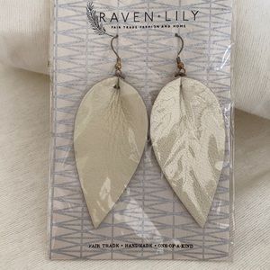 Raven Lily fashion earrings